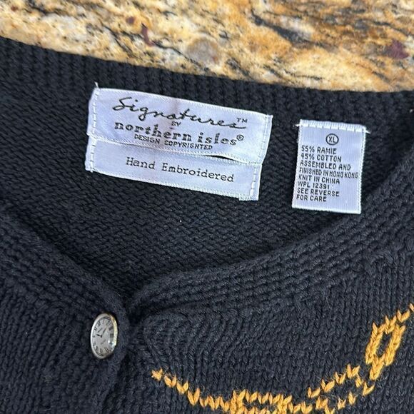 Signatures Northern Isles Vintage Embroidered By Hand Cardigan Sweater Size XL - Picture 5 of 9